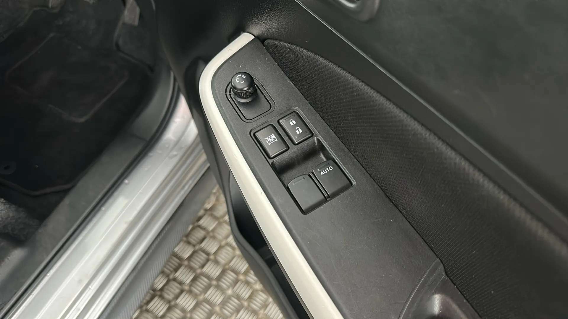 2020 SUZUKI SWIFT 2020 SUZUKI SWIFT