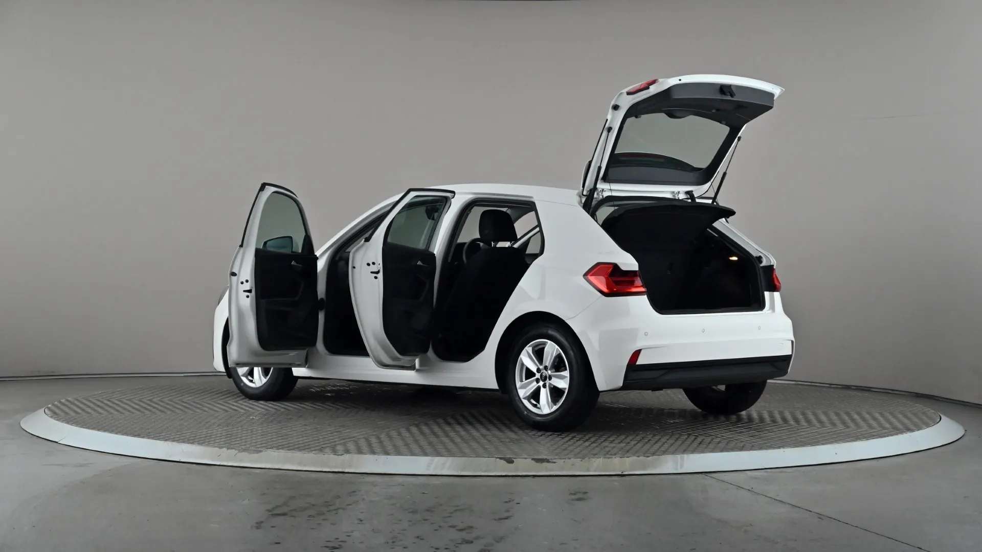 2021 AUDI A1 2021 AUDI A1