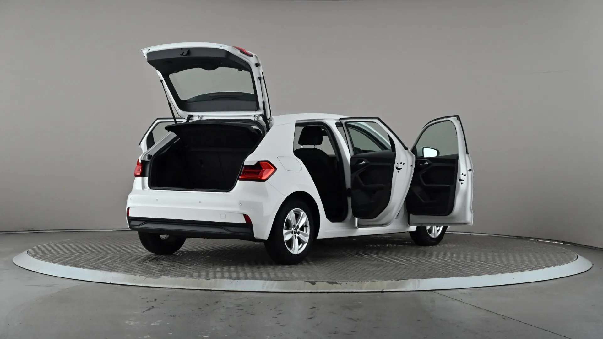 2021 AUDI A1 2021 AUDI A1