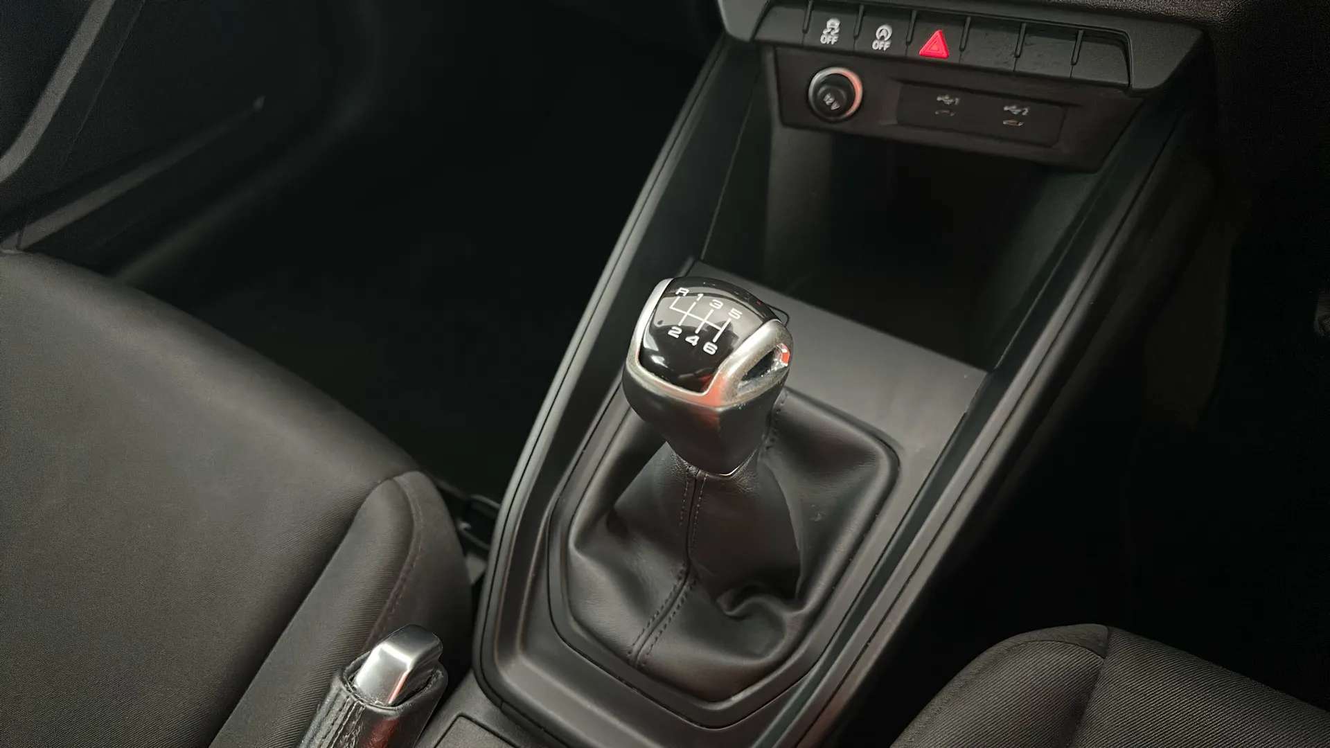 2021 AUDI A1 2021 AUDI A1
