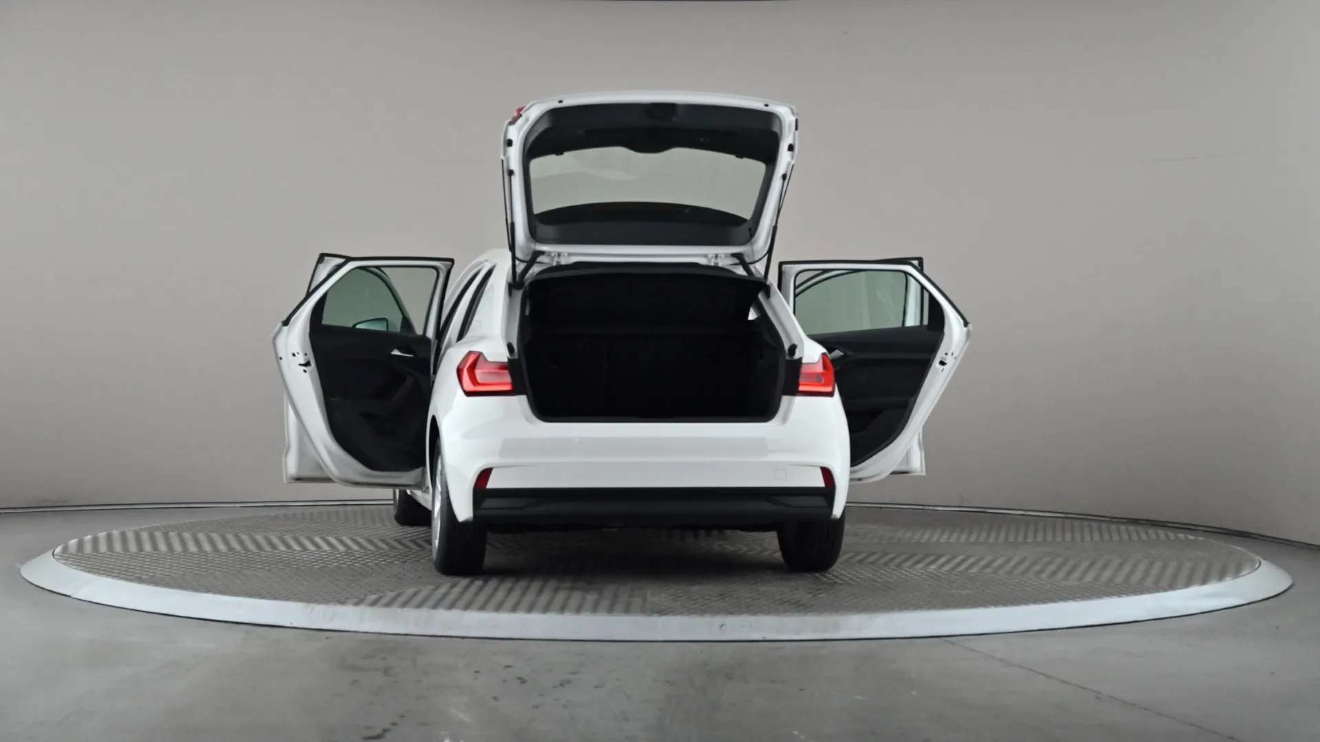 2023 AUDI A1 2023 AUDI A1