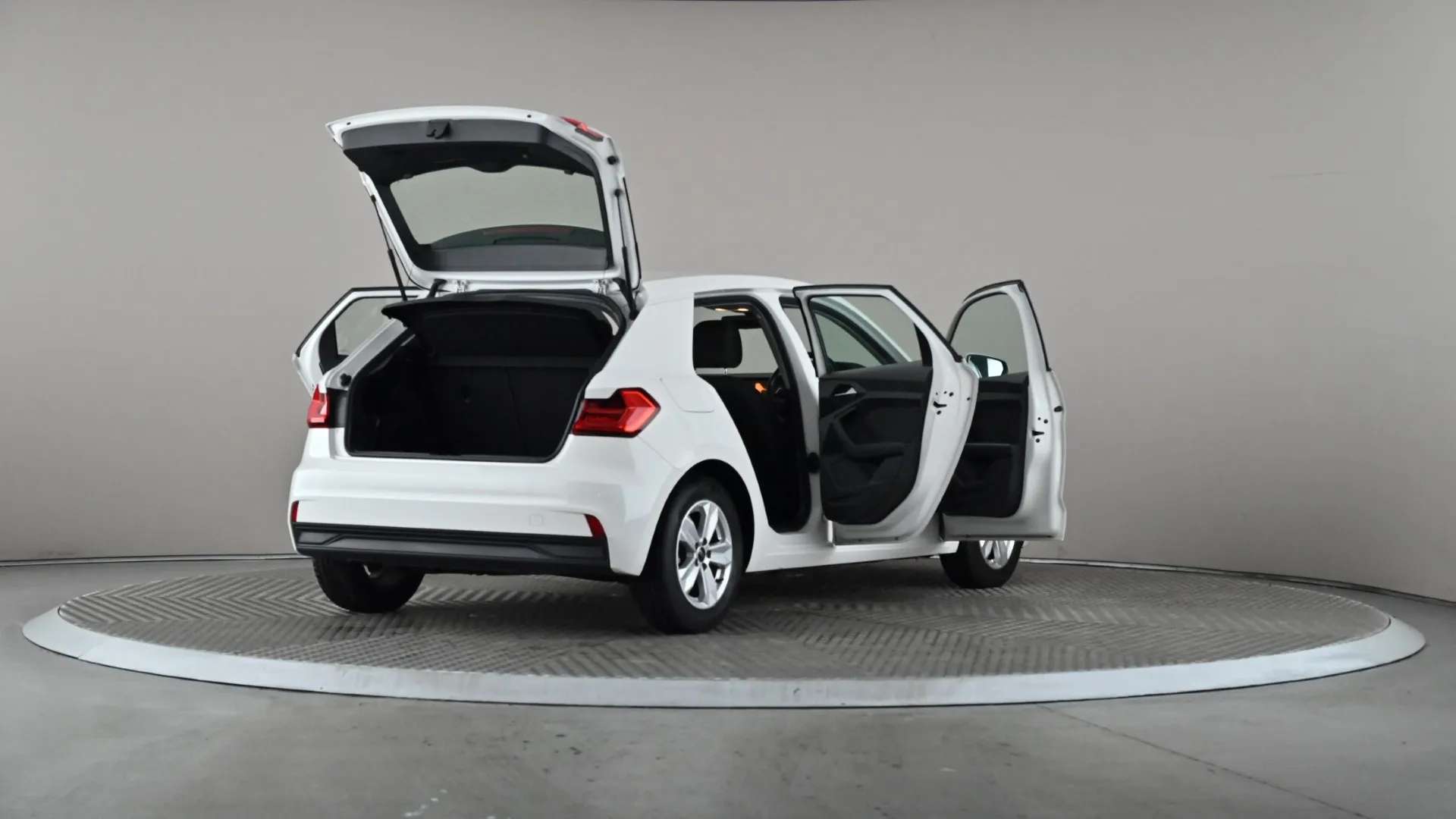 2023 AUDI A1 2023 AUDI A1