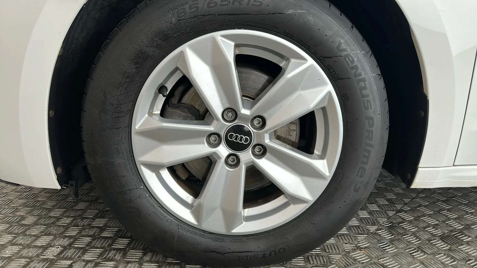 2023 AUDI A1 2023 AUDI A1