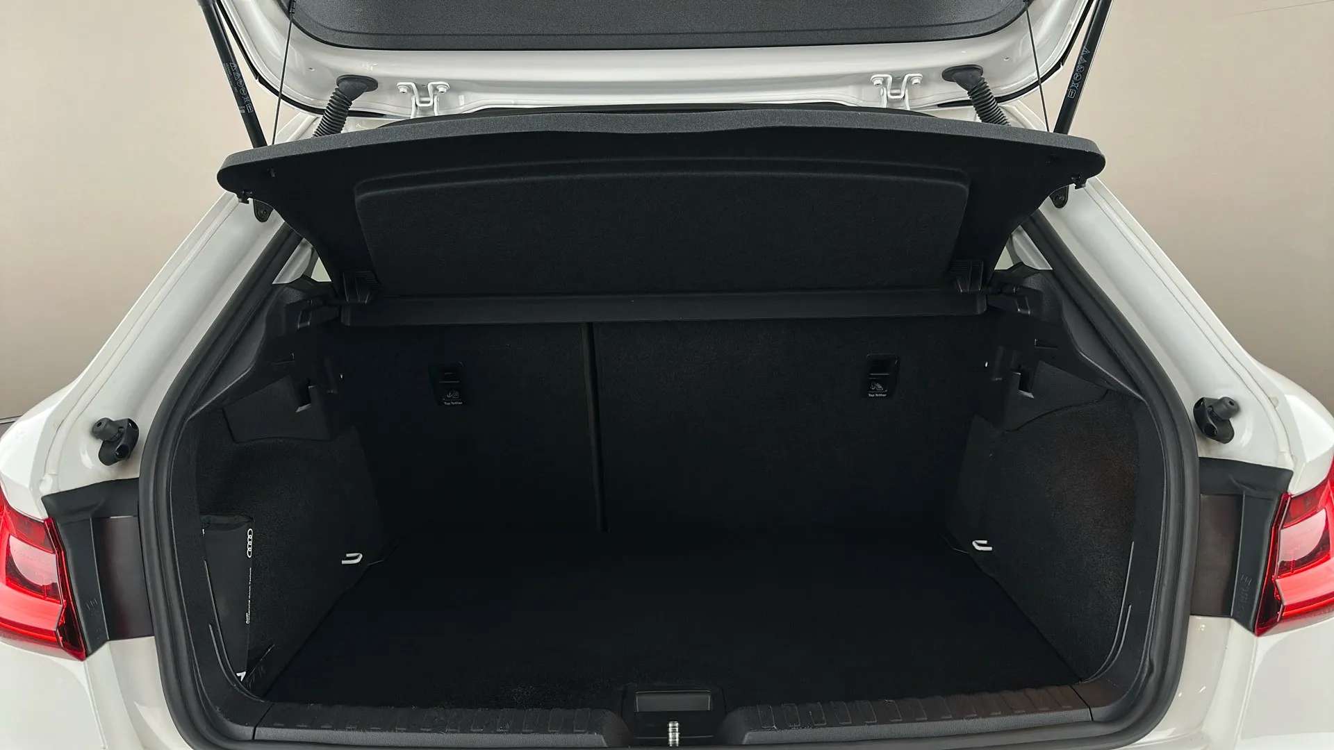 2023 AUDI A1 2023 AUDI A1
