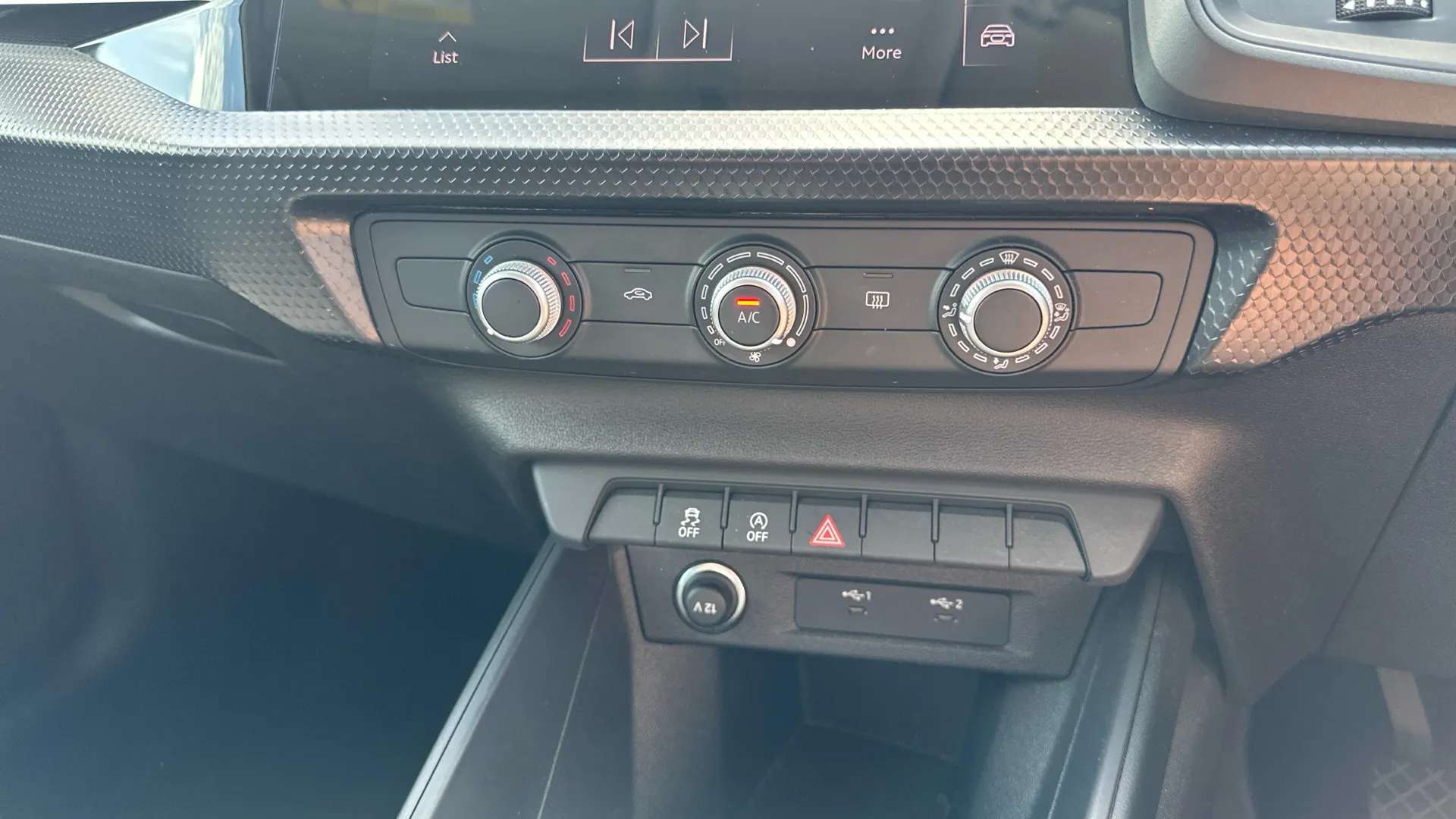 2022 AUDI A1 2022 AUDI A1