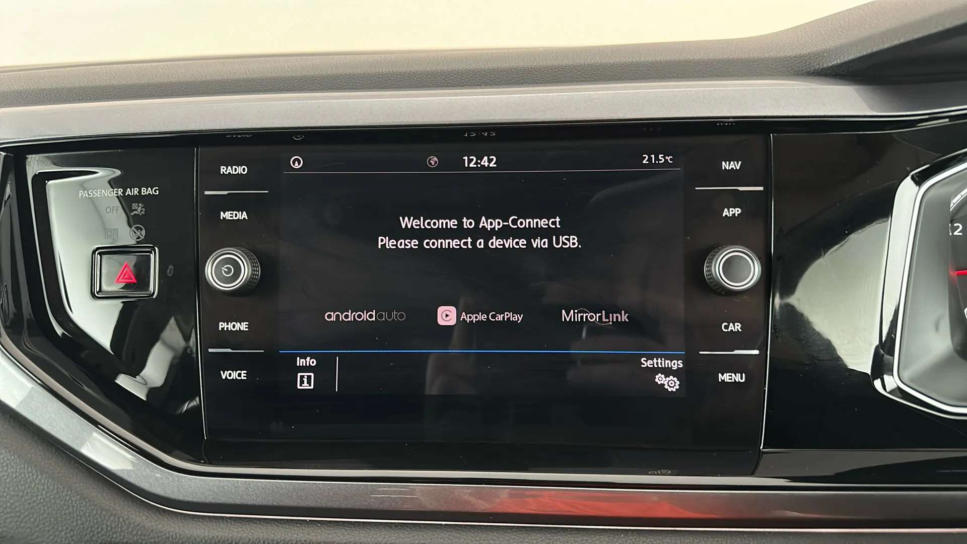 2019 VOLKSWAGEN POLO 2019 VOLKSWAGEN POLO