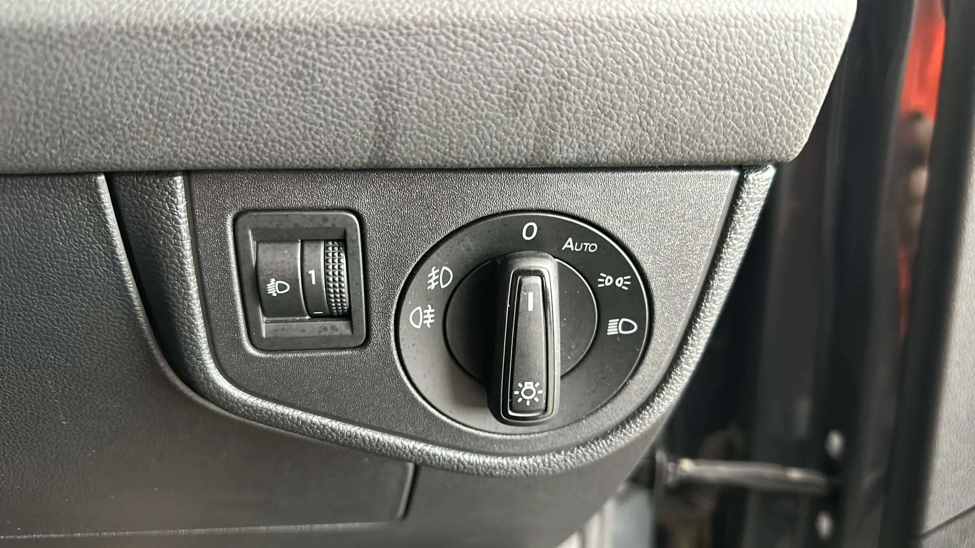 2019 VOLKSWAGEN POLO 2019 VOLKSWAGEN POLO