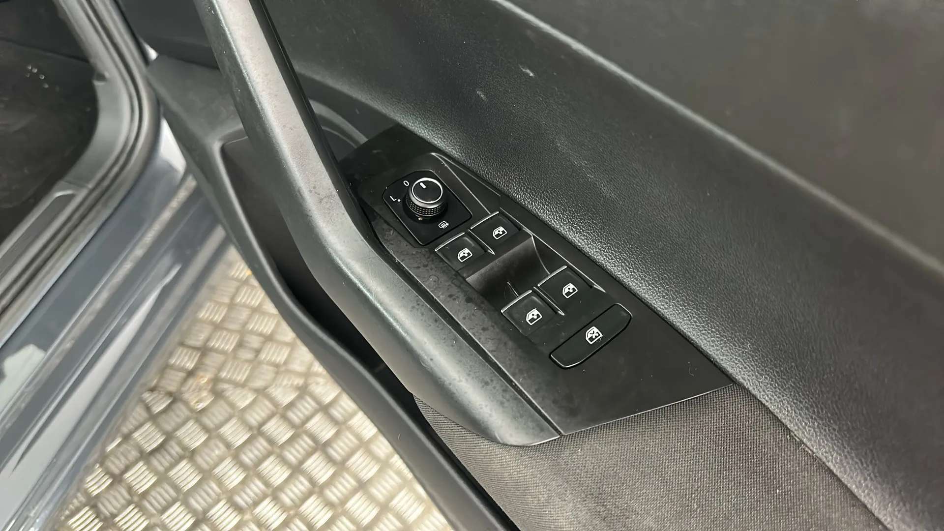 2019 VOLKSWAGEN POLO 2019 VOLKSWAGEN POLO