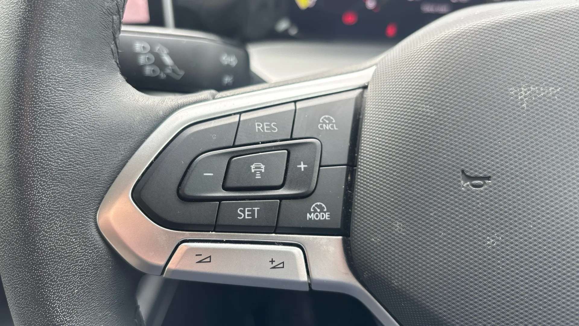 2024 VOLKSWAGEN GOLF 2024 VOLKSWAGEN GOLF