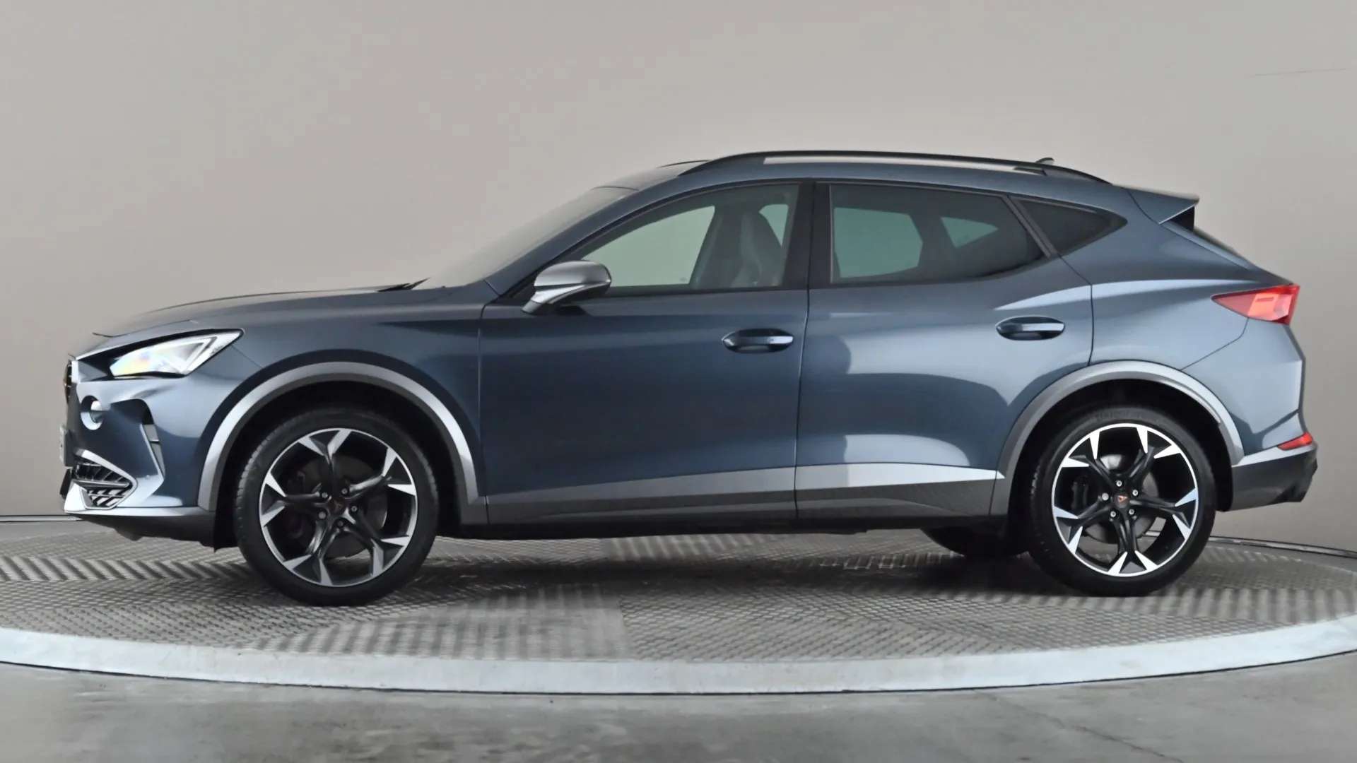 A 2024 CUPRA FORMENTOR 2.0 TSI 245 VZ2 DSG A 2024 CUPRA FORMENTOR 2.0 TSI 245 VZ2 DSG