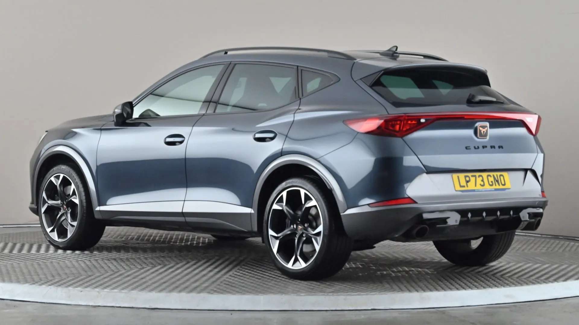 A 2024 CUPRA FORMENTOR 2.0 TSI 245 VZ2 DSG A 2024 CUPRA FORMENTOR 2.0 TSI 245 VZ2 DSG