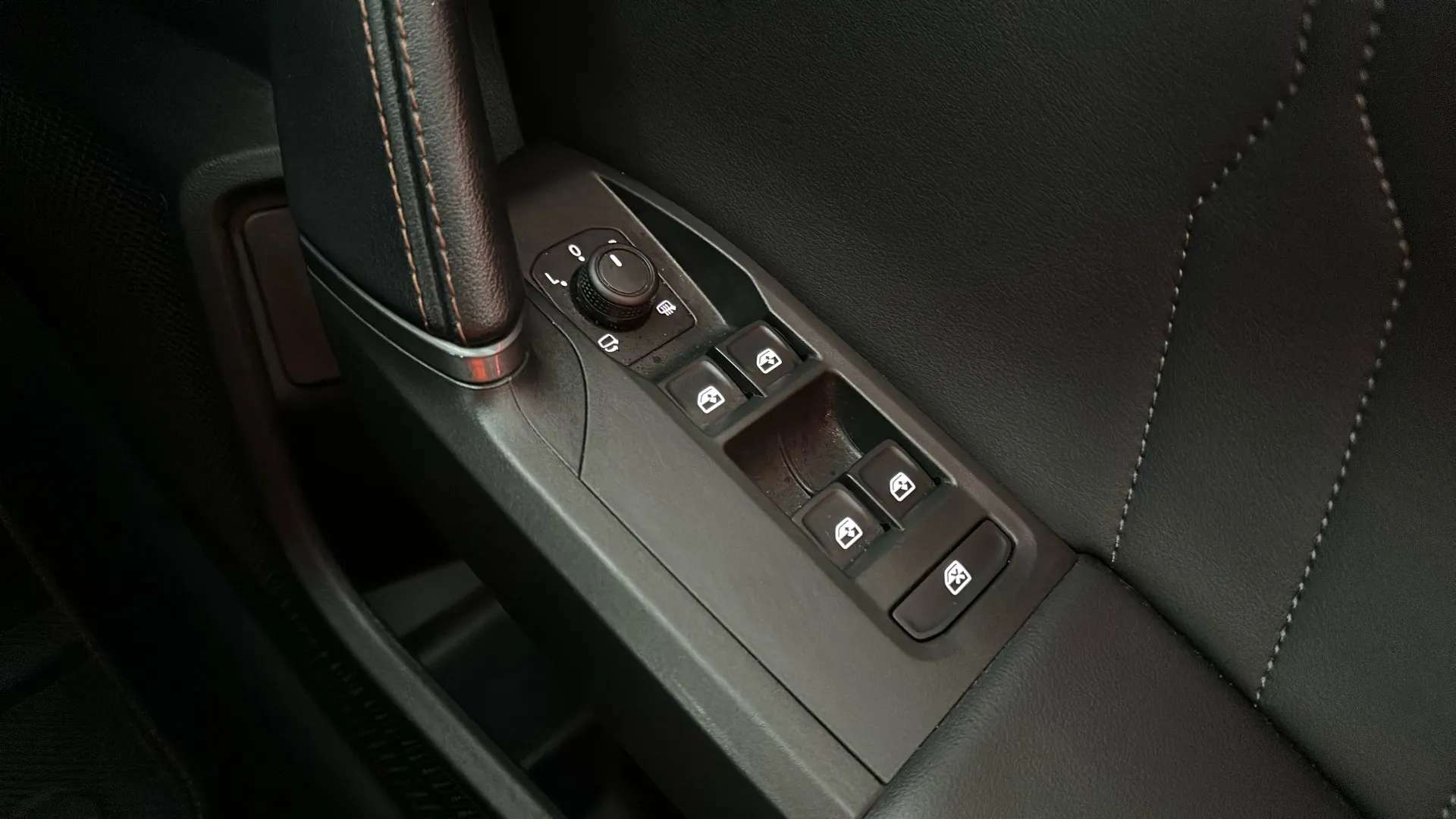 2024 CUPRA FORMENTOR 2024 CUPRA FORMENTOR