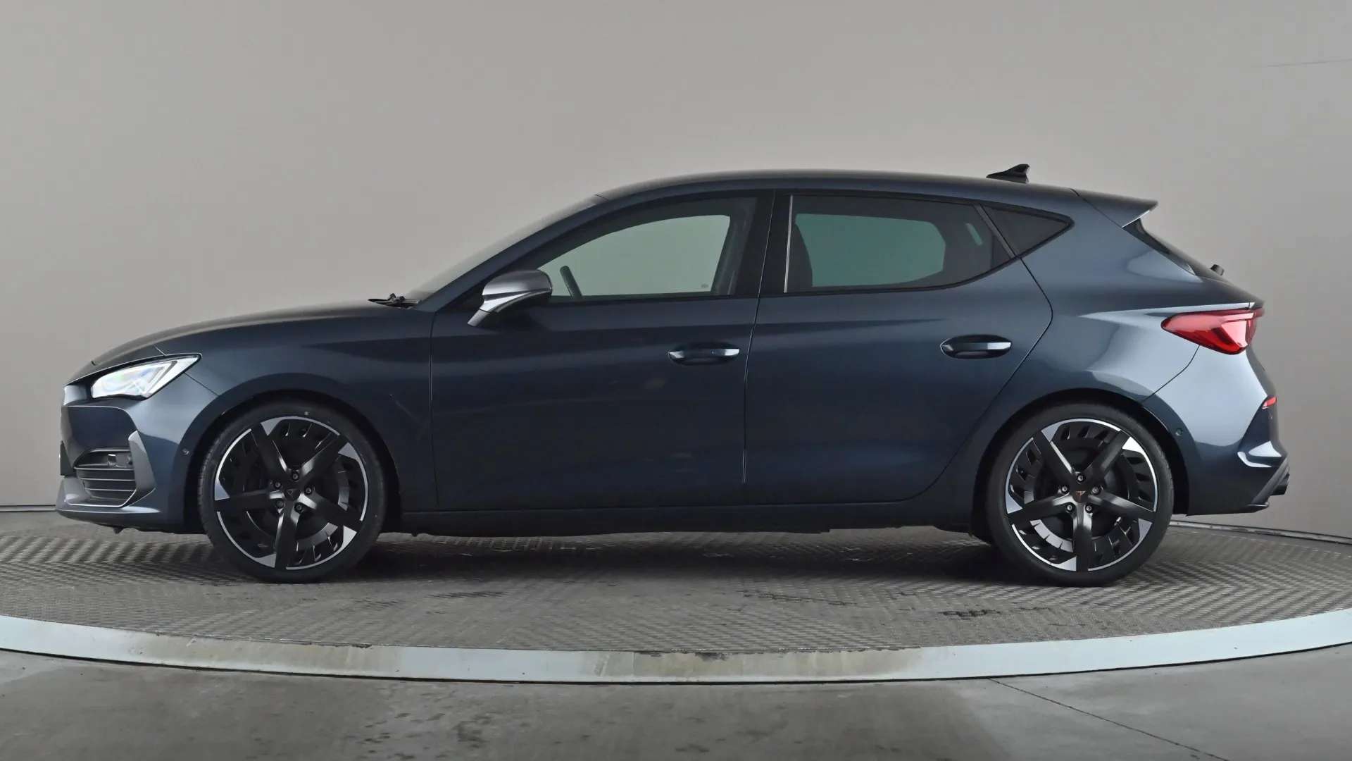 A 2023 CUPRA LEON 2.0 TSI 300 VZ3 DSG A 2023 CUPRA LEON 2.0 TSI 300 VZ3 DSG