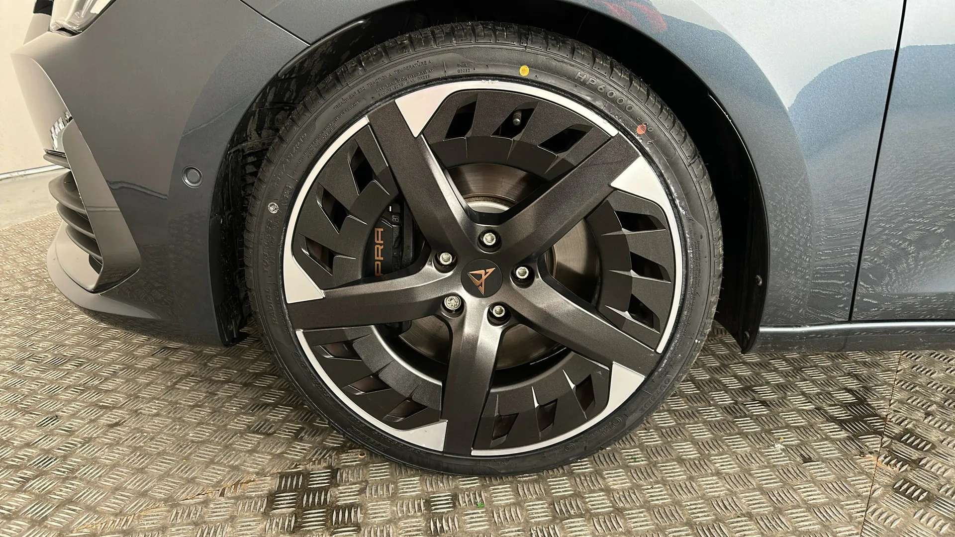2023 CUPRA LEON 2023 CUPRA LEON