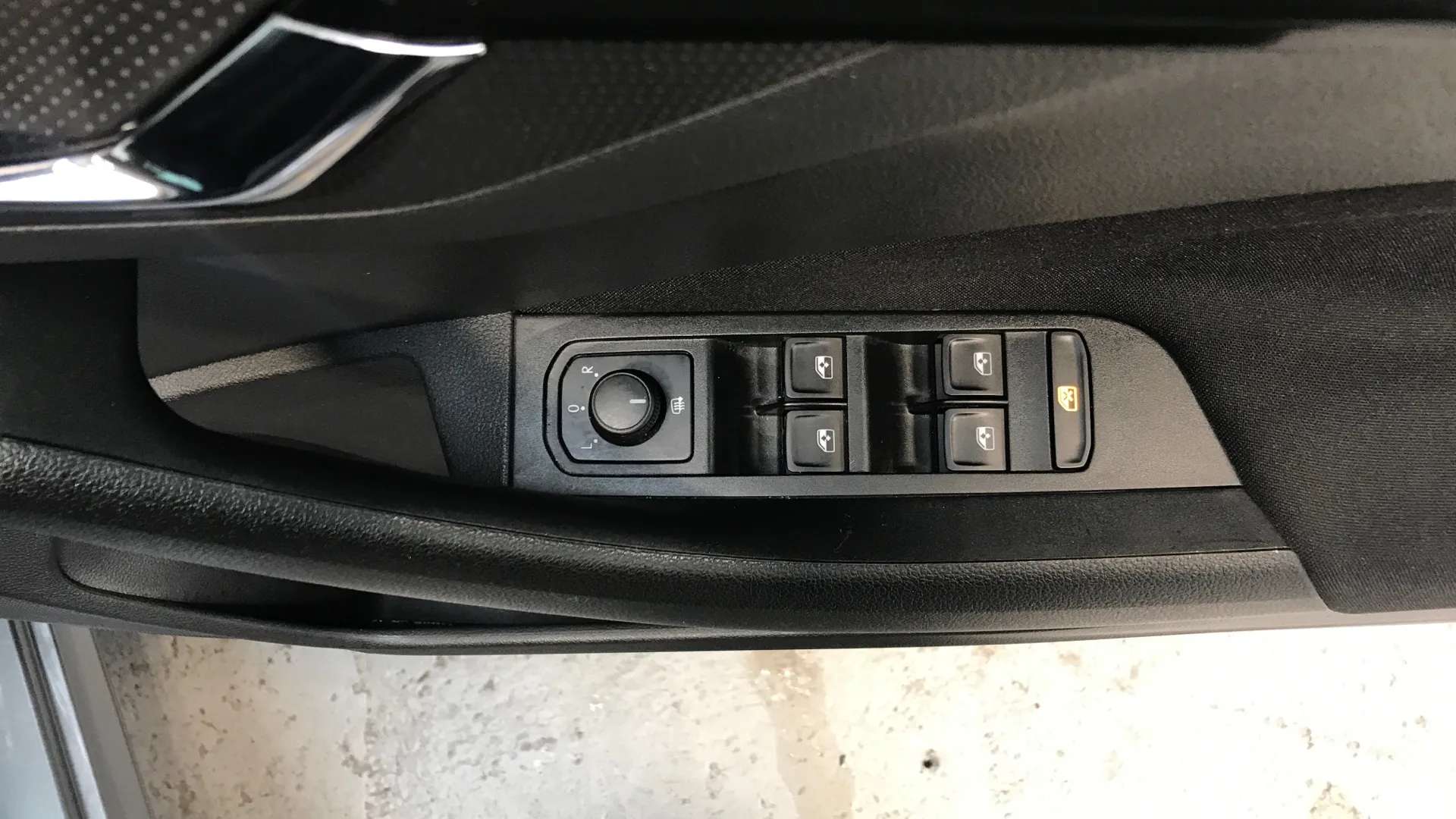 2023 SKODA KAMIQ 2023 SKODA KAMIQ