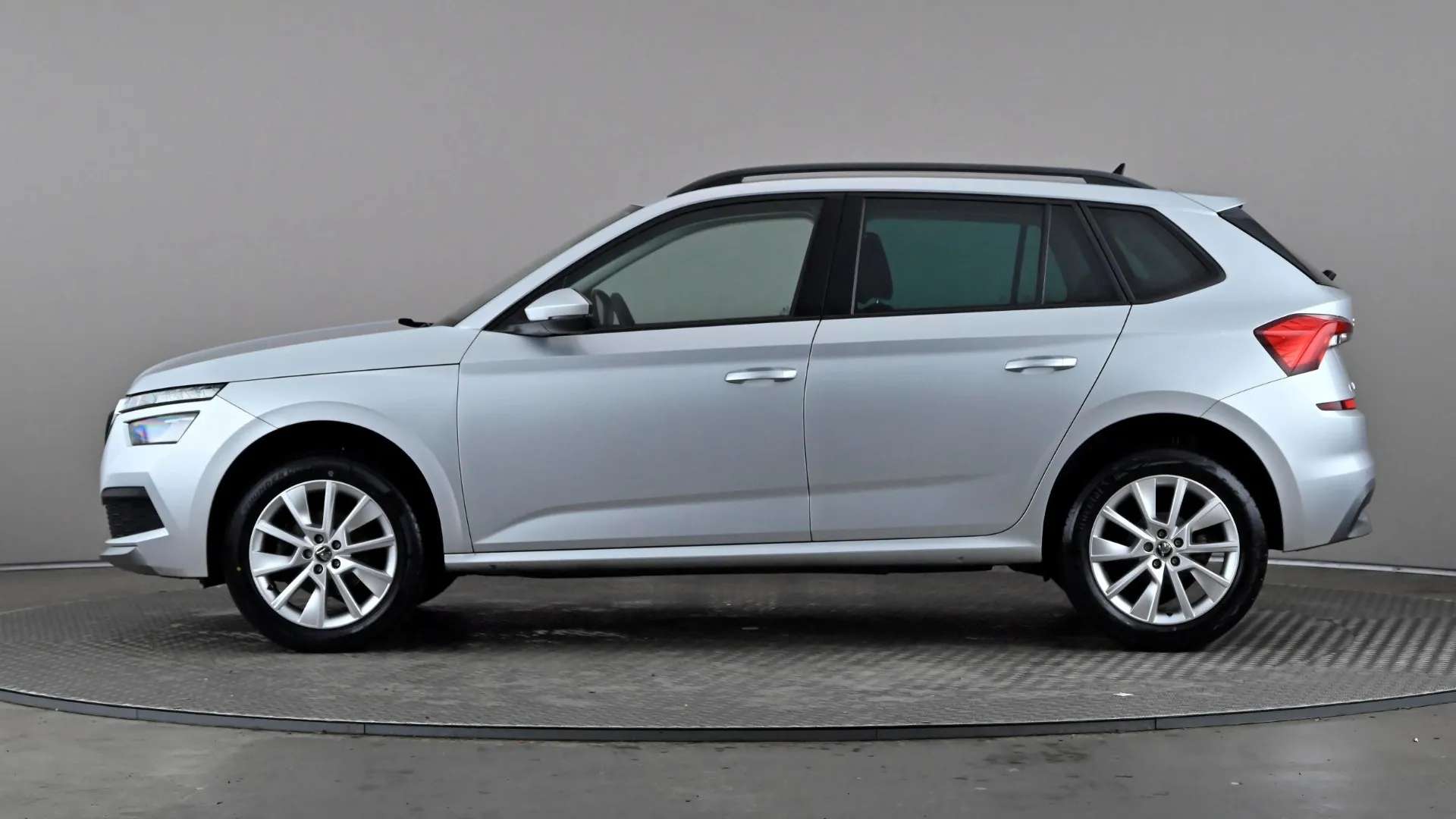 A 2022 SKODA KAMIQ 1.0 TSI 95 SE Drive A 2022 SKODA KAMIQ 1.0 TSI 95 SE Drive