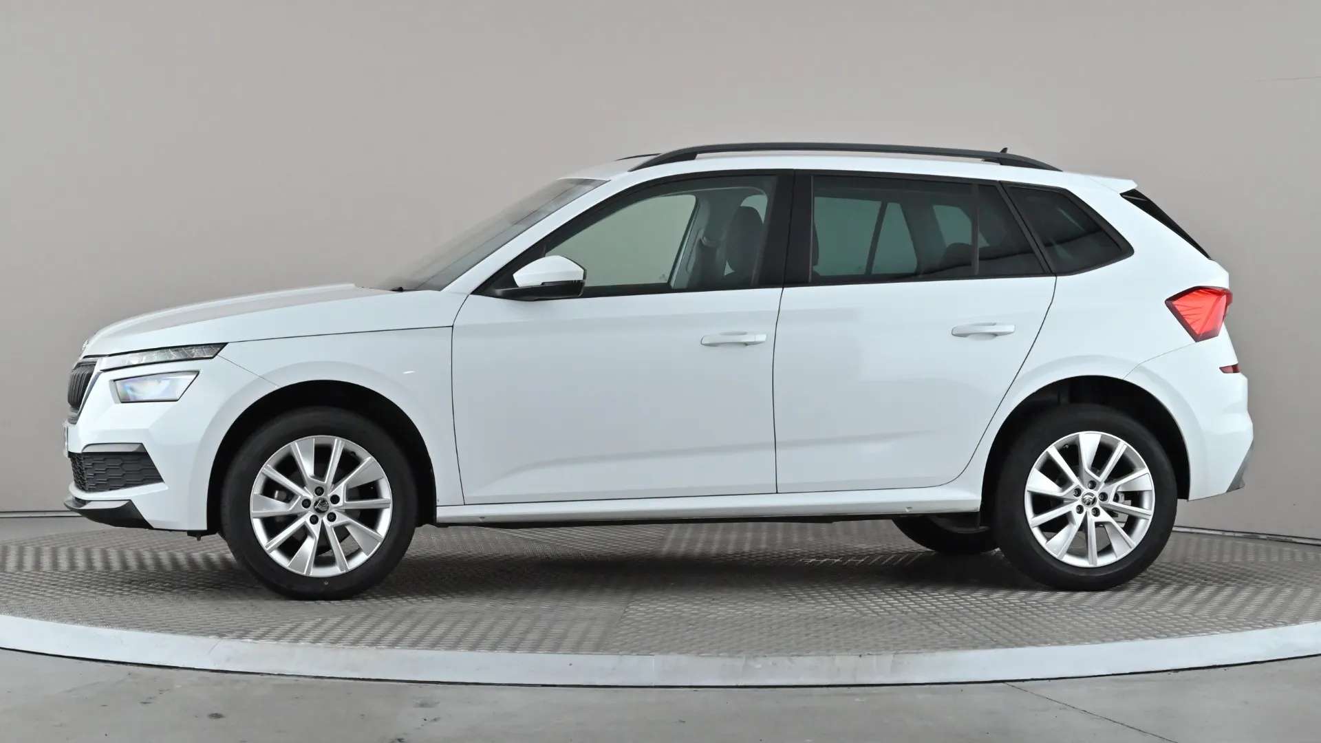 A 2023 SKODA KAMIQ 1.0 TSI 95 SE Drive A 2023 SKODA KAMIQ 1.0 TSI 95 SE Drive