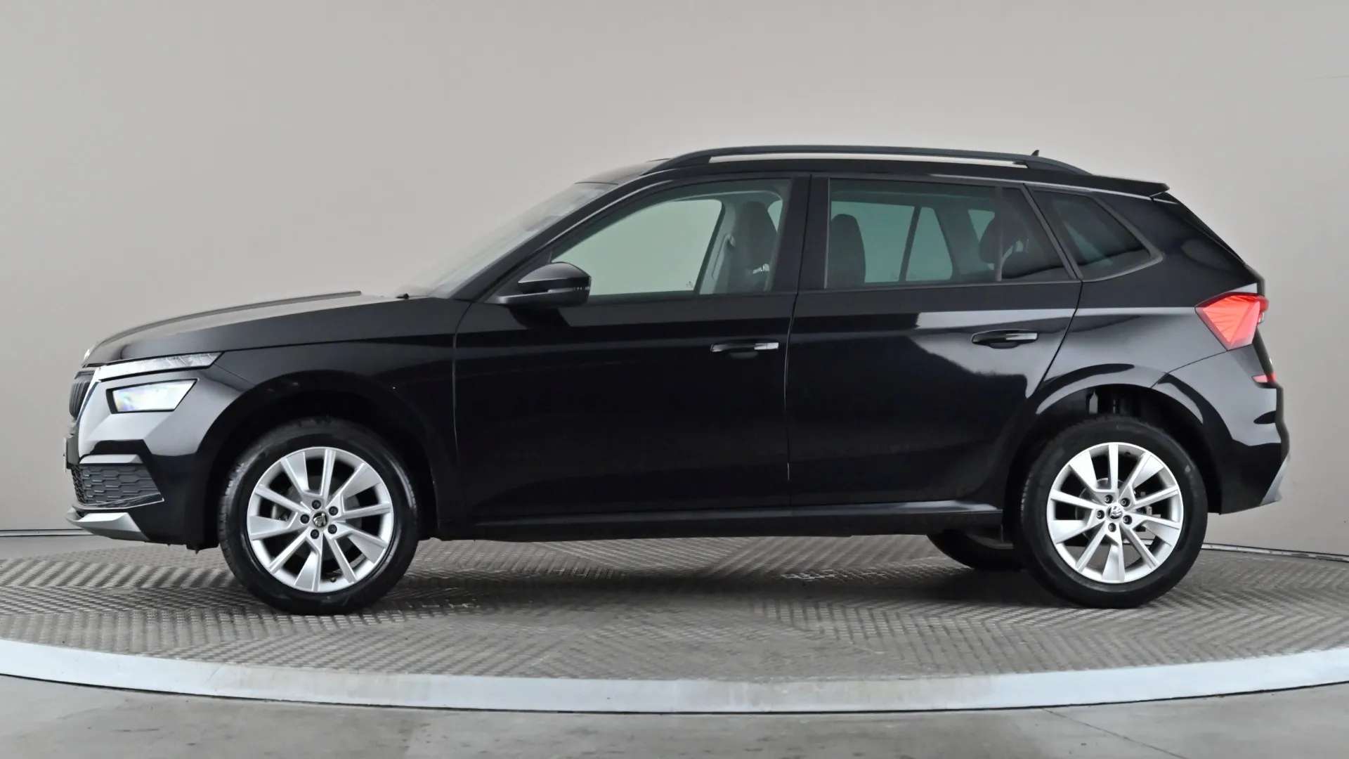 A 2023 SKODA KAMIQ 1.0 TSI 95 SE Drive A 2023 SKODA KAMIQ 1.0 TSI 95 SE Drive