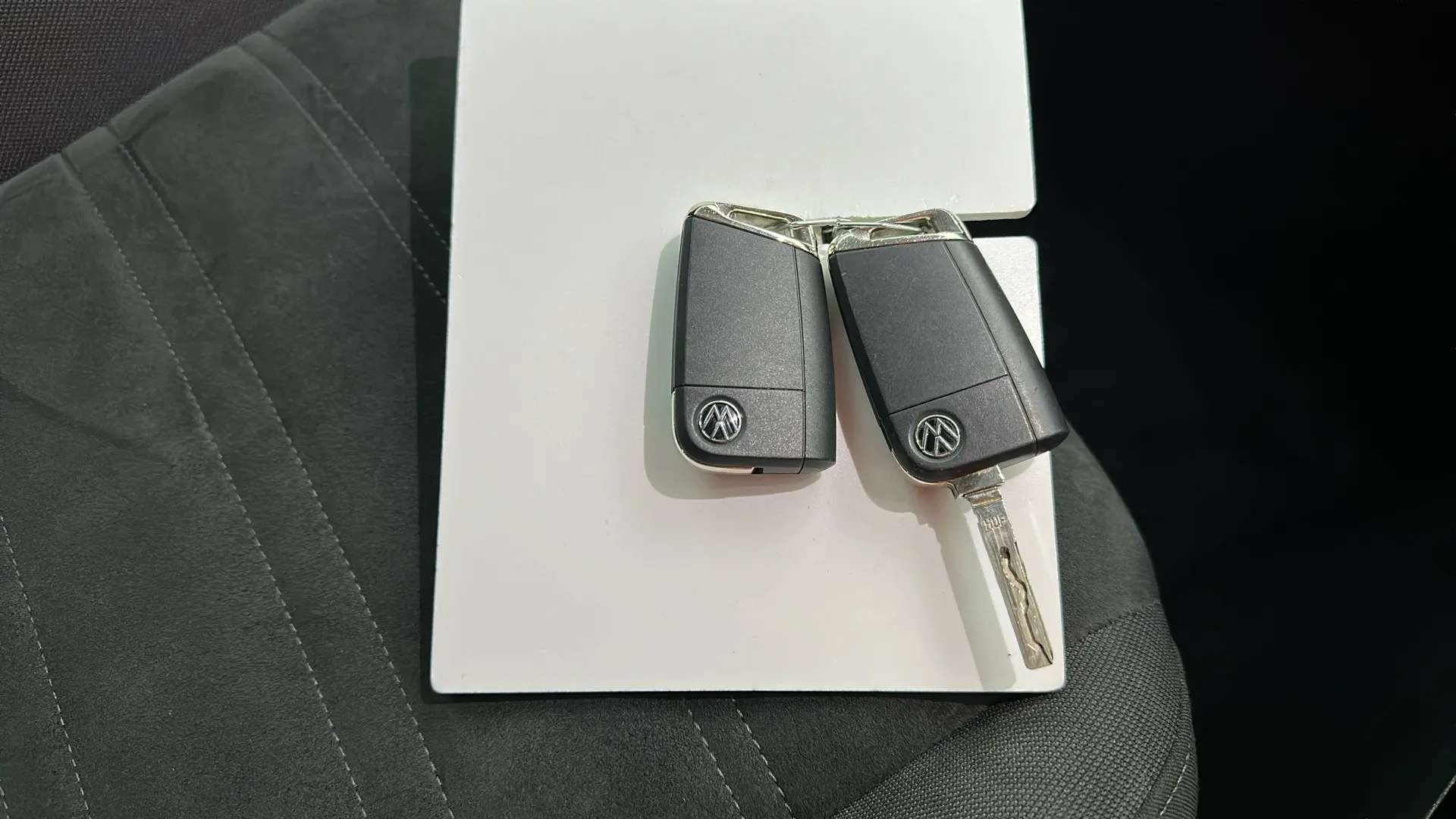 2021 VOLKSWAGEN TOURAN 2021 VOLKSWAGEN TOURAN