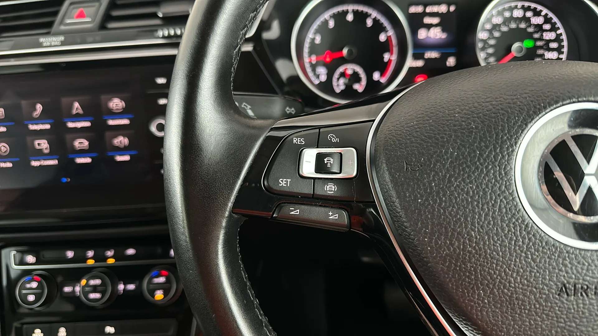 2021 VOLKSWAGEN TOURAN 2021 VOLKSWAGEN TOURAN