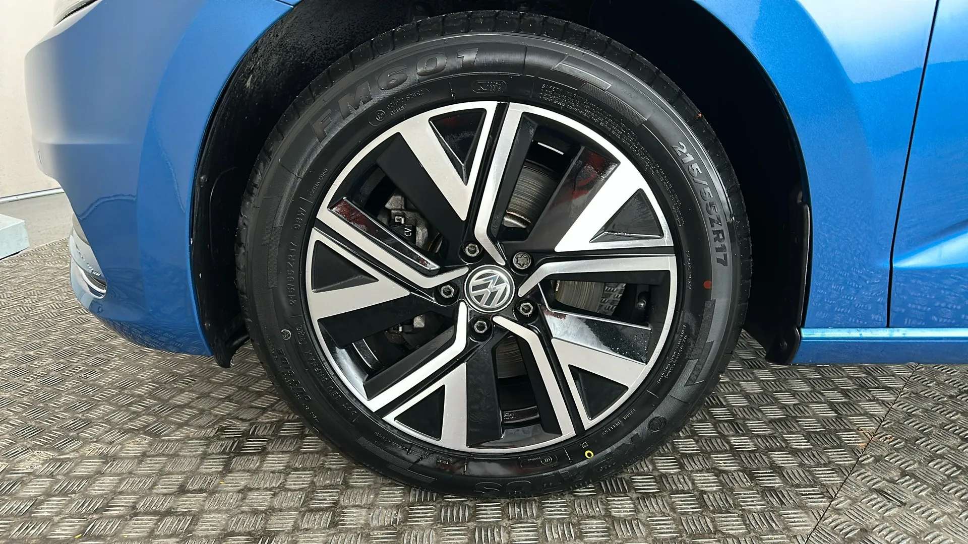 2020 VOLKSWAGEN TOURAN 2020 VOLKSWAGEN TOURAN