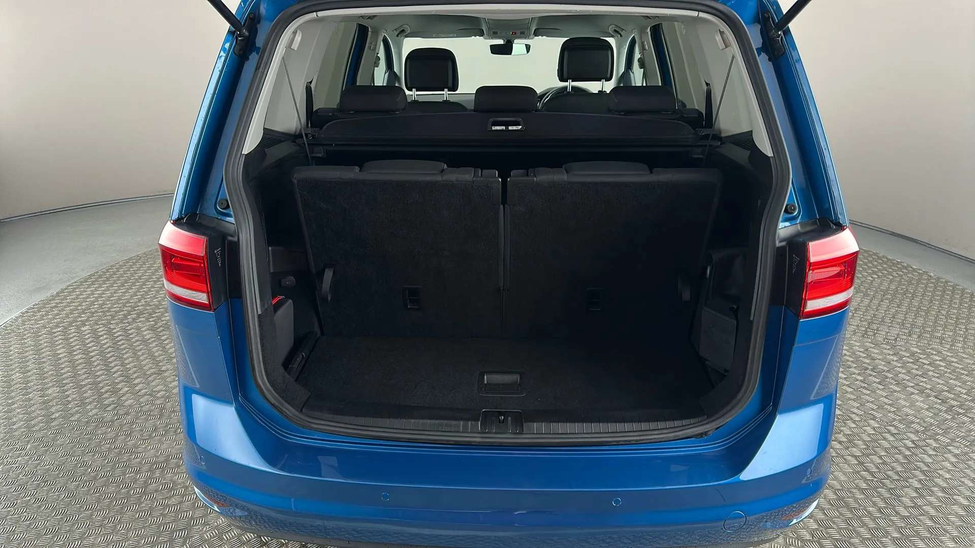 2020 VOLKSWAGEN TOURAN 2020 VOLKSWAGEN TOURAN