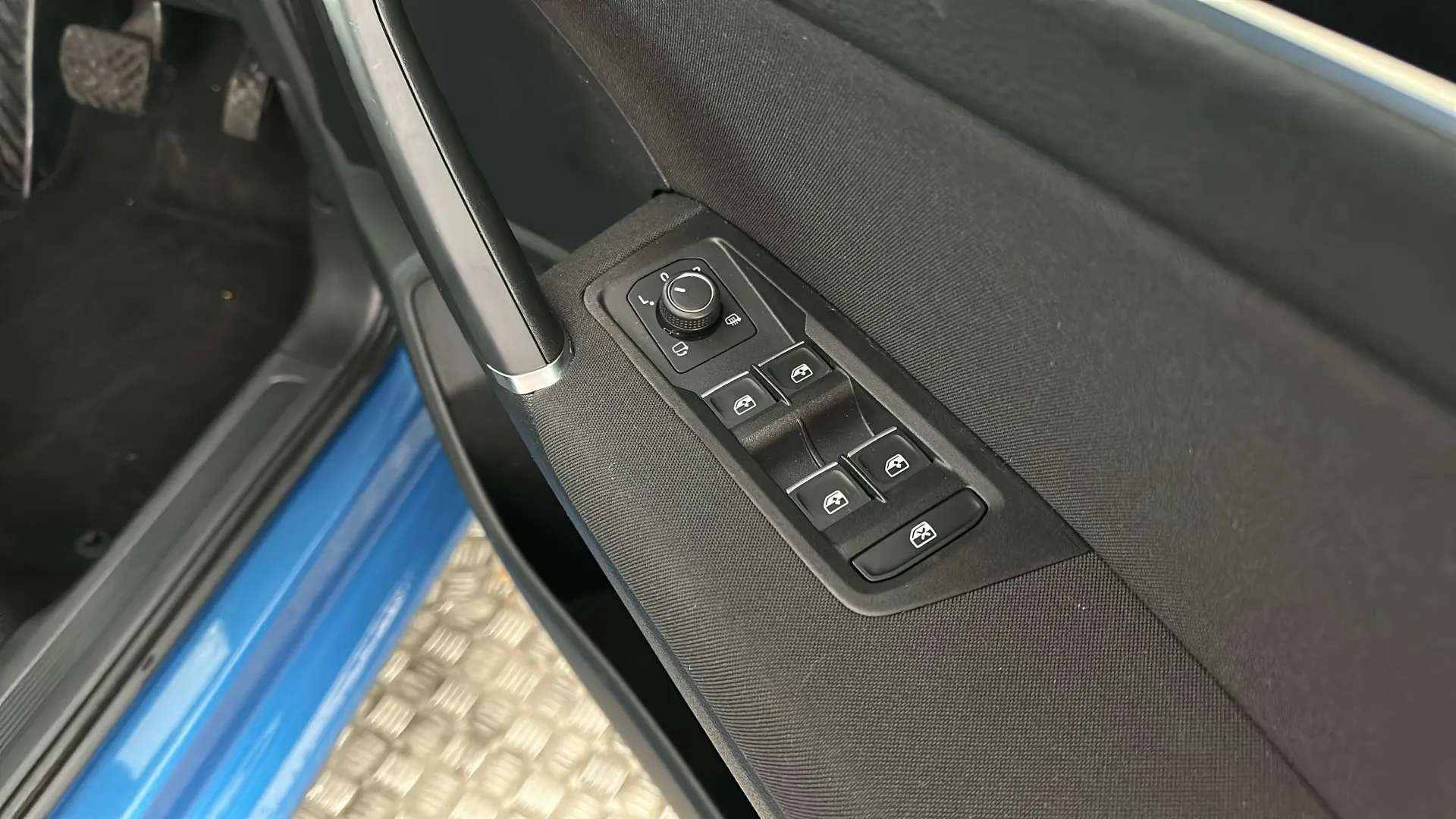 2020 VOLKSWAGEN TOURAN 2020 VOLKSWAGEN TOURAN