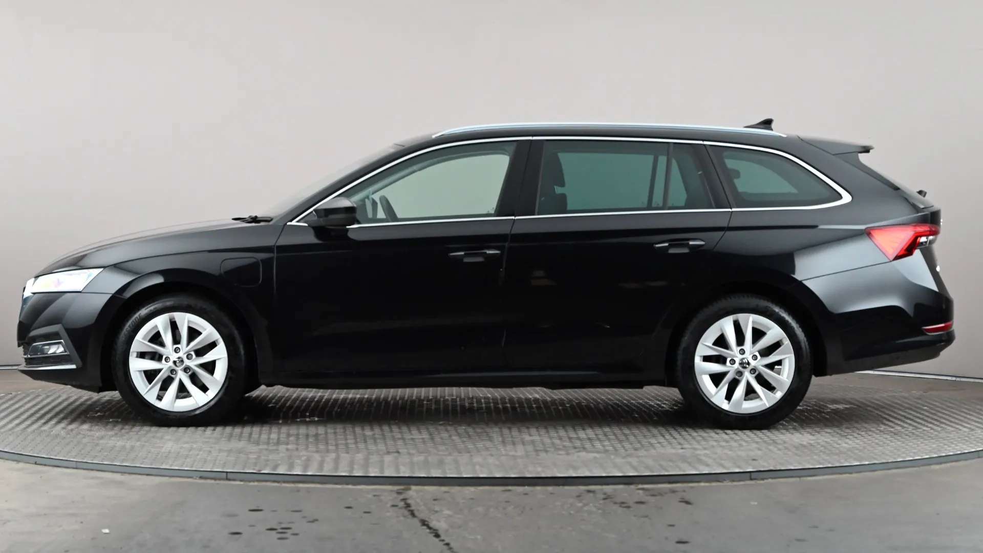 A 2023 SKODA OCTAVIA 1.4 TSI iV SE L DSG A 2023 SKODA OCTAVIA 1.4 TSI iV SE L DSG