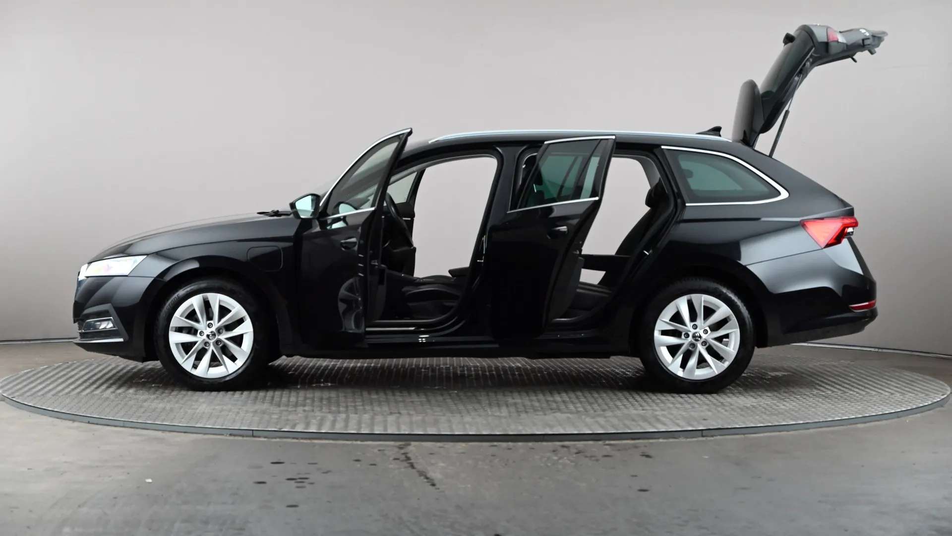 2023 SKODA OCTAVIA 2023 SKODA OCTAVIA