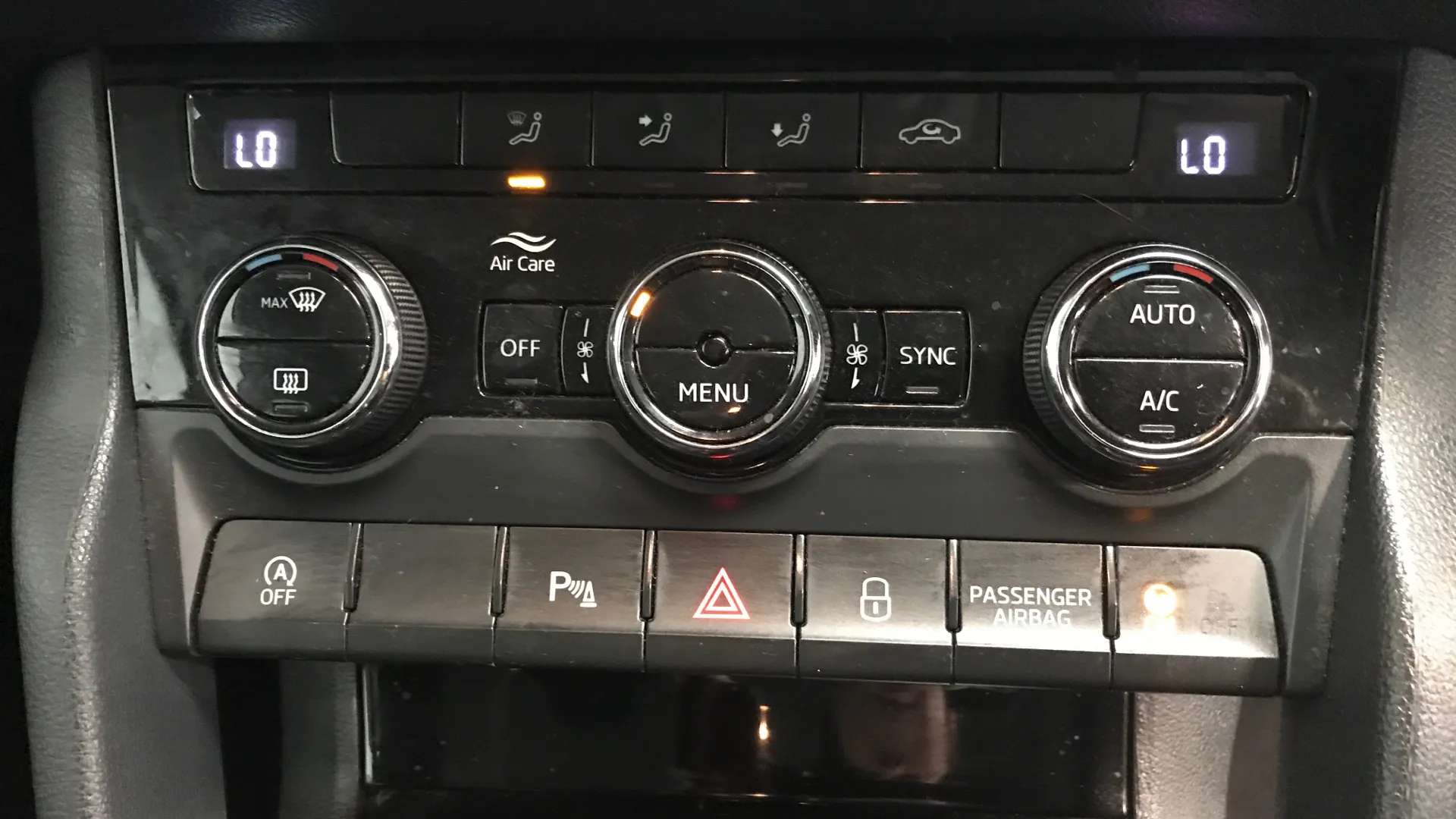 2018 SKODA KAROQ 2018 SKODA KAROQ