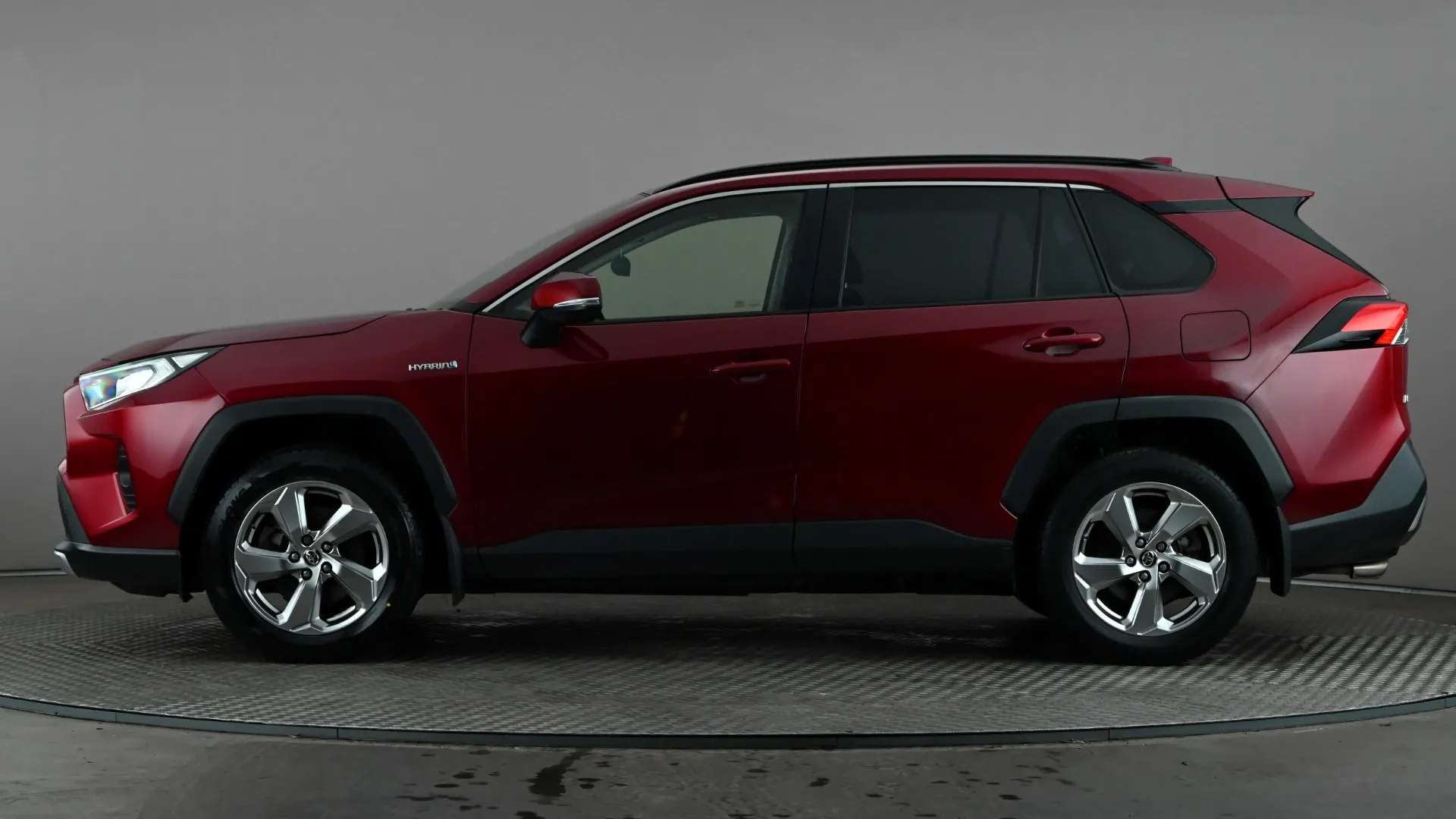 A 2019 TOYOTA RAV4 2.5 VVT-i Hybrid Design CVT 2WD A 2019 TOYOTA RAV4 2.5 VVT-i Hybrid Design CVT 2WD
