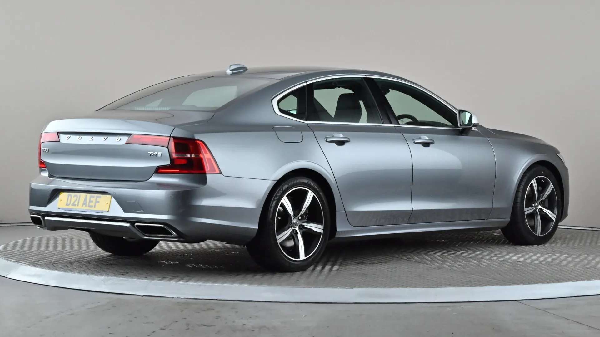 2019 VOLVO S90 2019 VOLVO S90