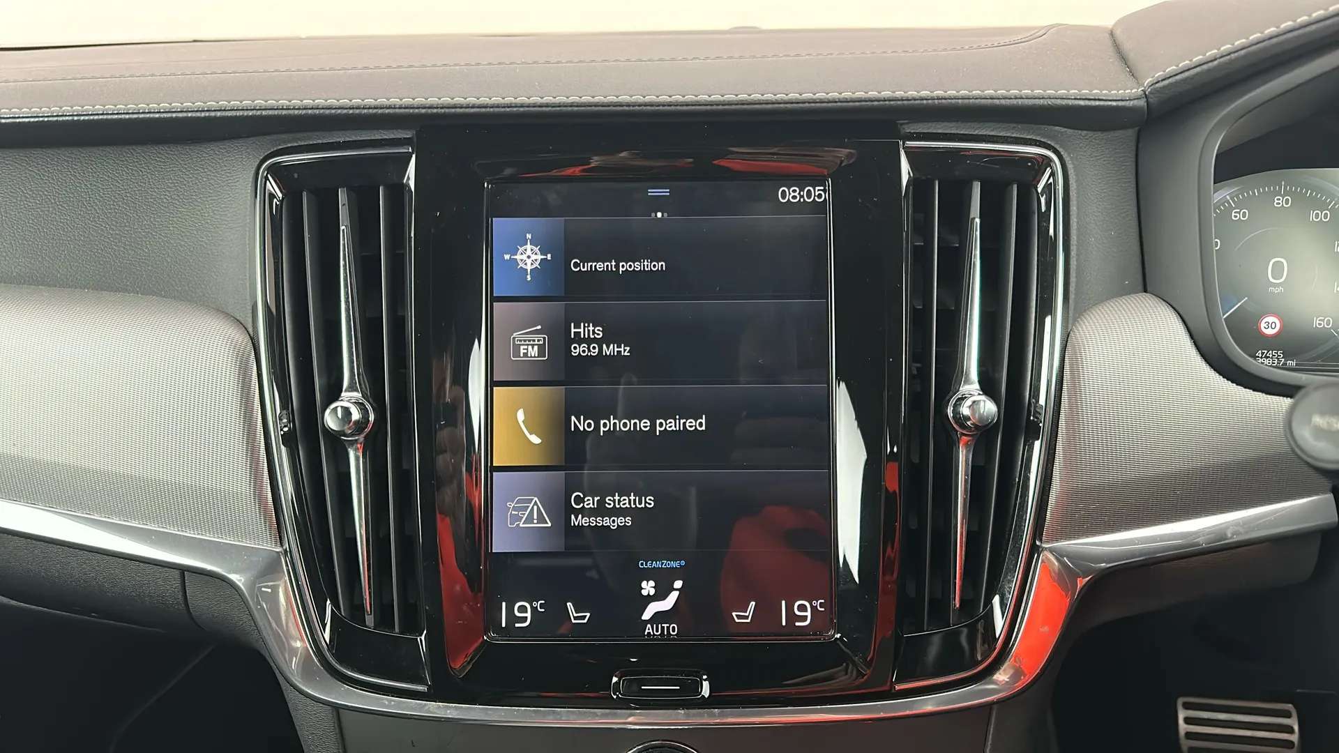 2019 VOLVO S90 2019 VOLVO S90