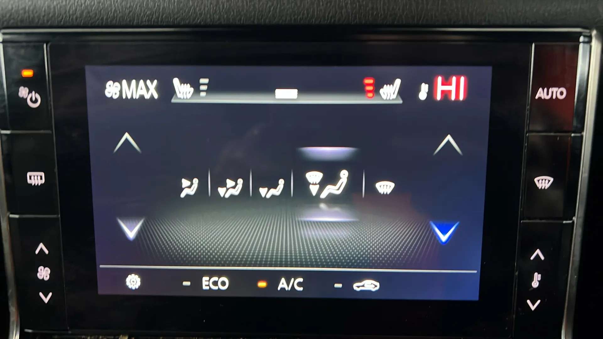 2023 MAZDA MX-30 2023 MAZDA MX-30