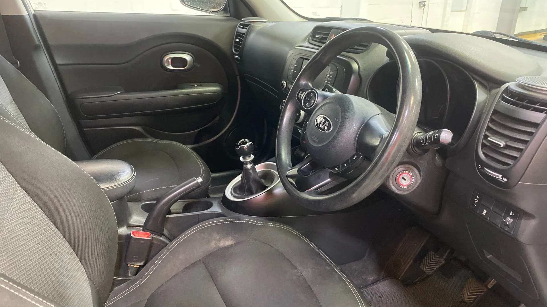 A 2017 KIA SOUL 1.6 GDi 1 A 2017 KIA SOUL 1.6 GDi 1