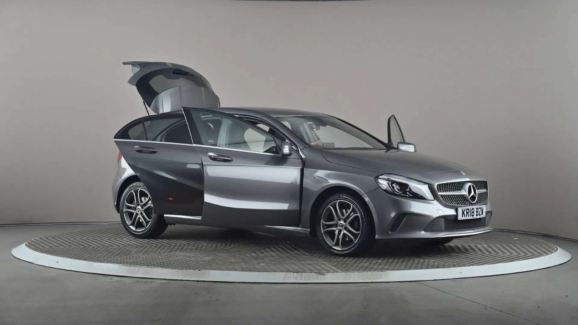 2018 MERCEDES-BENZ A CLASS 2018 MERCEDES-BENZ A CLASS