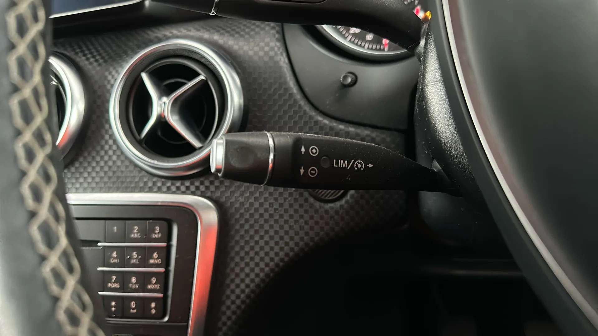 2018 MERCEDES-BENZ A CLASS 2018 MERCEDES-BENZ A CLASS