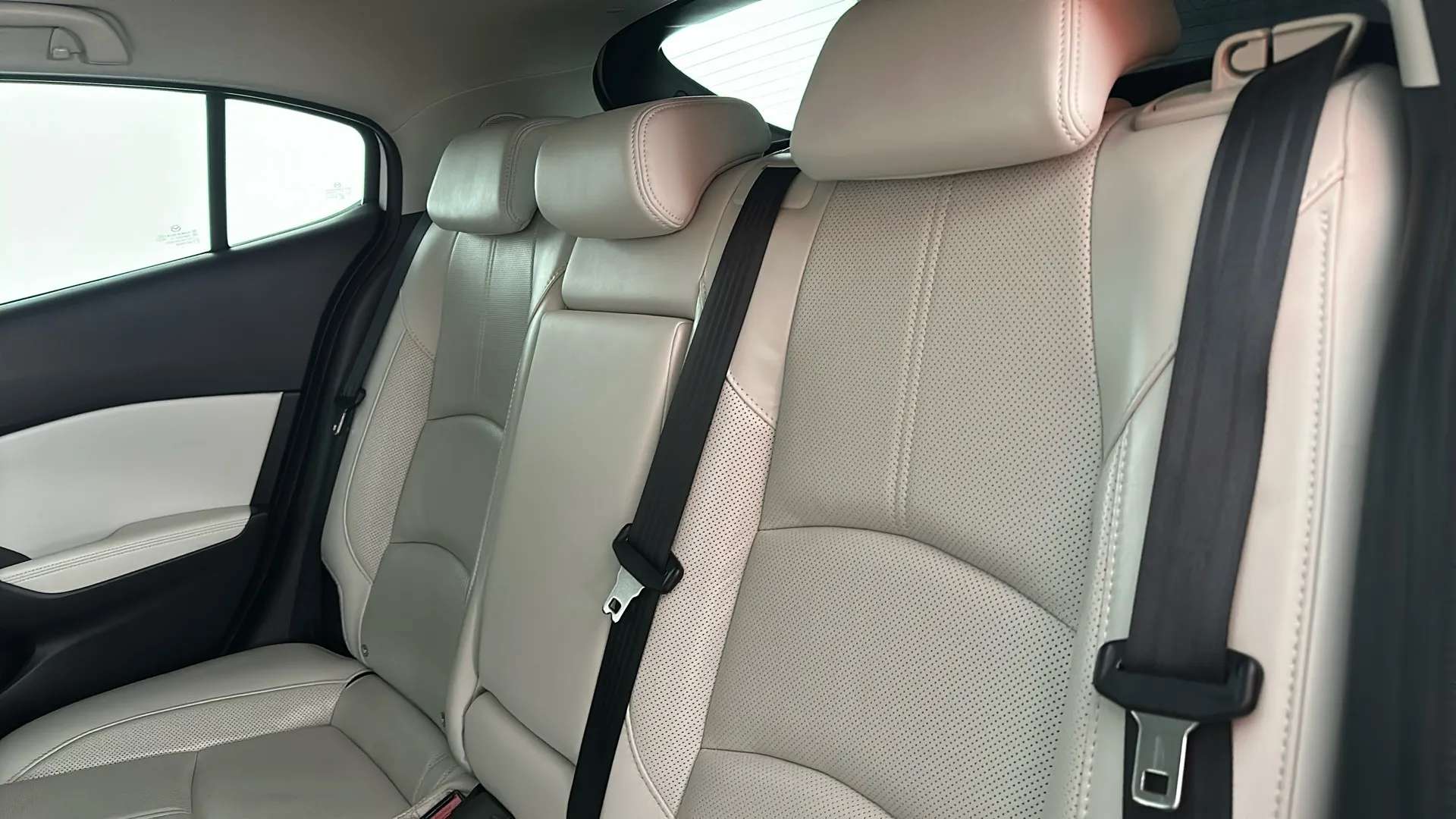 2017 MAZDA MAZDA3 2017 MAZDA MAZDA3