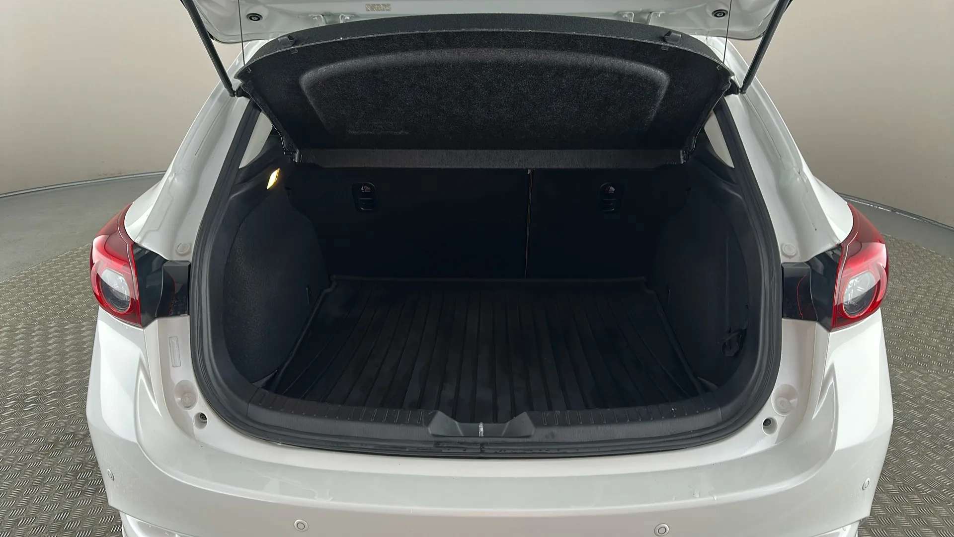 2017 MAZDA MAZDA3 2017 MAZDA MAZDA3