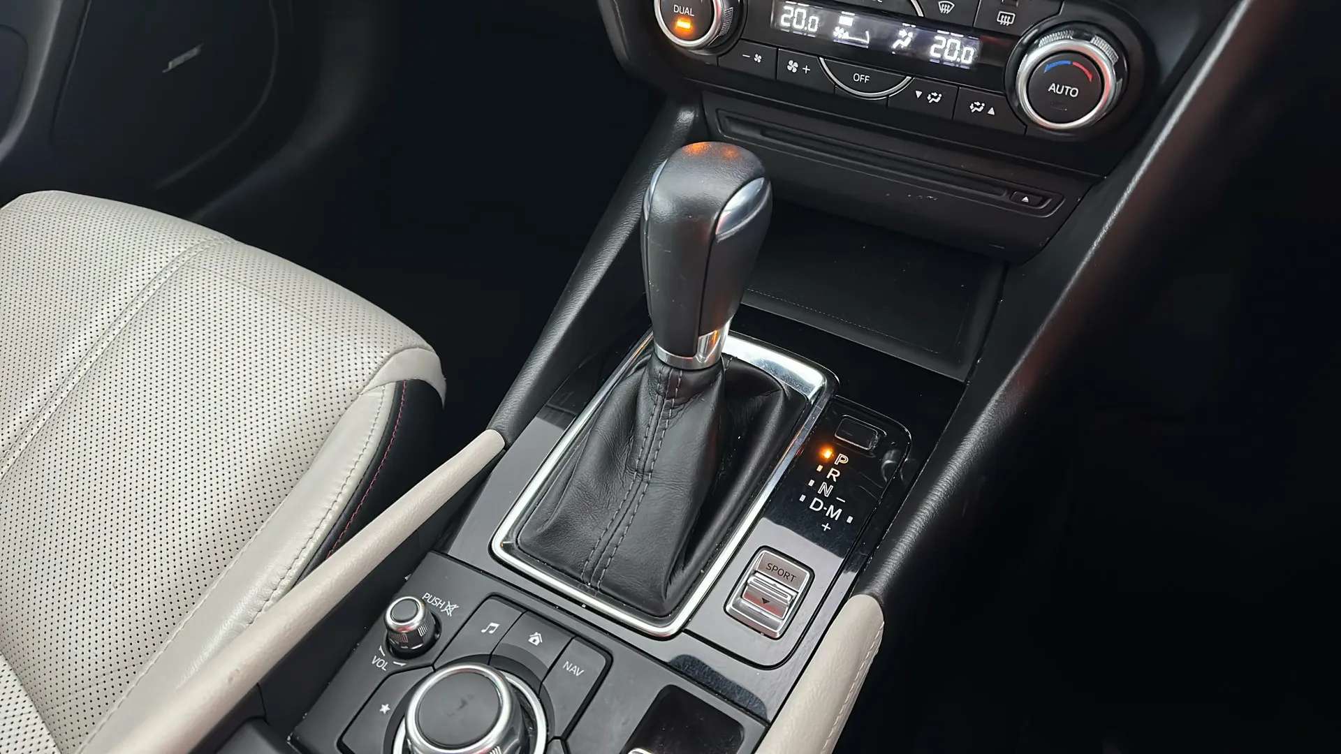 2017 MAZDA MAZDA3 2017 MAZDA MAZDA3