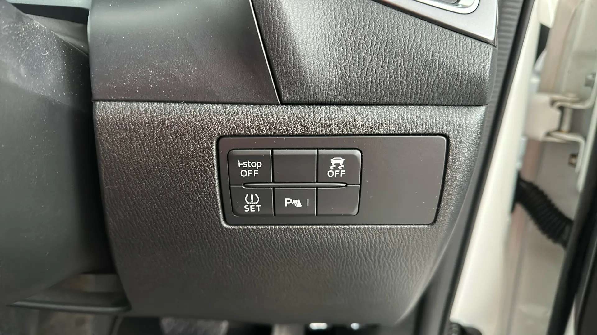 2017 MAZDA MAZDA3 2017 MAZDA MAZDA3