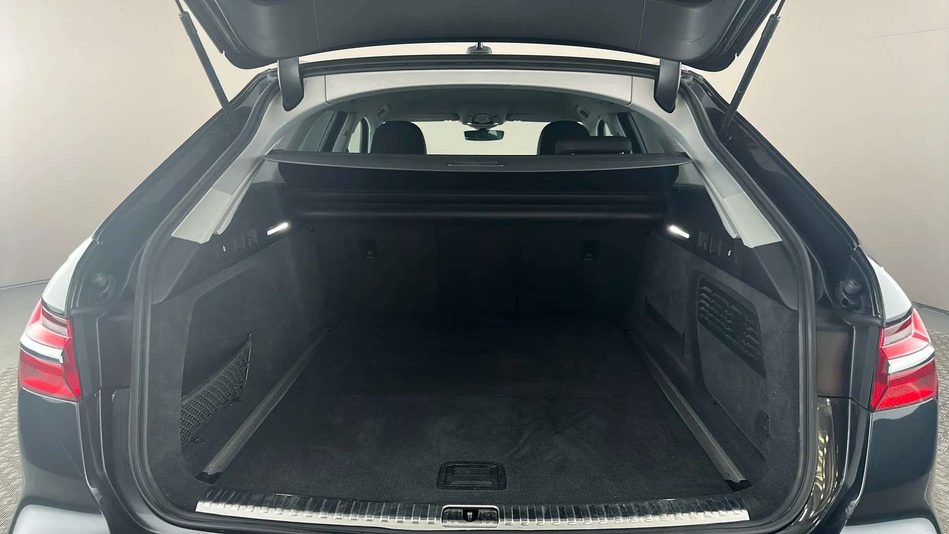 2020 AUDI A6 2020 AUDI A6