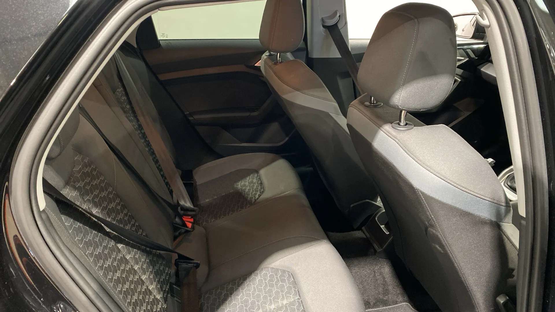 2021 AUDI A1 2021 AUDI A1