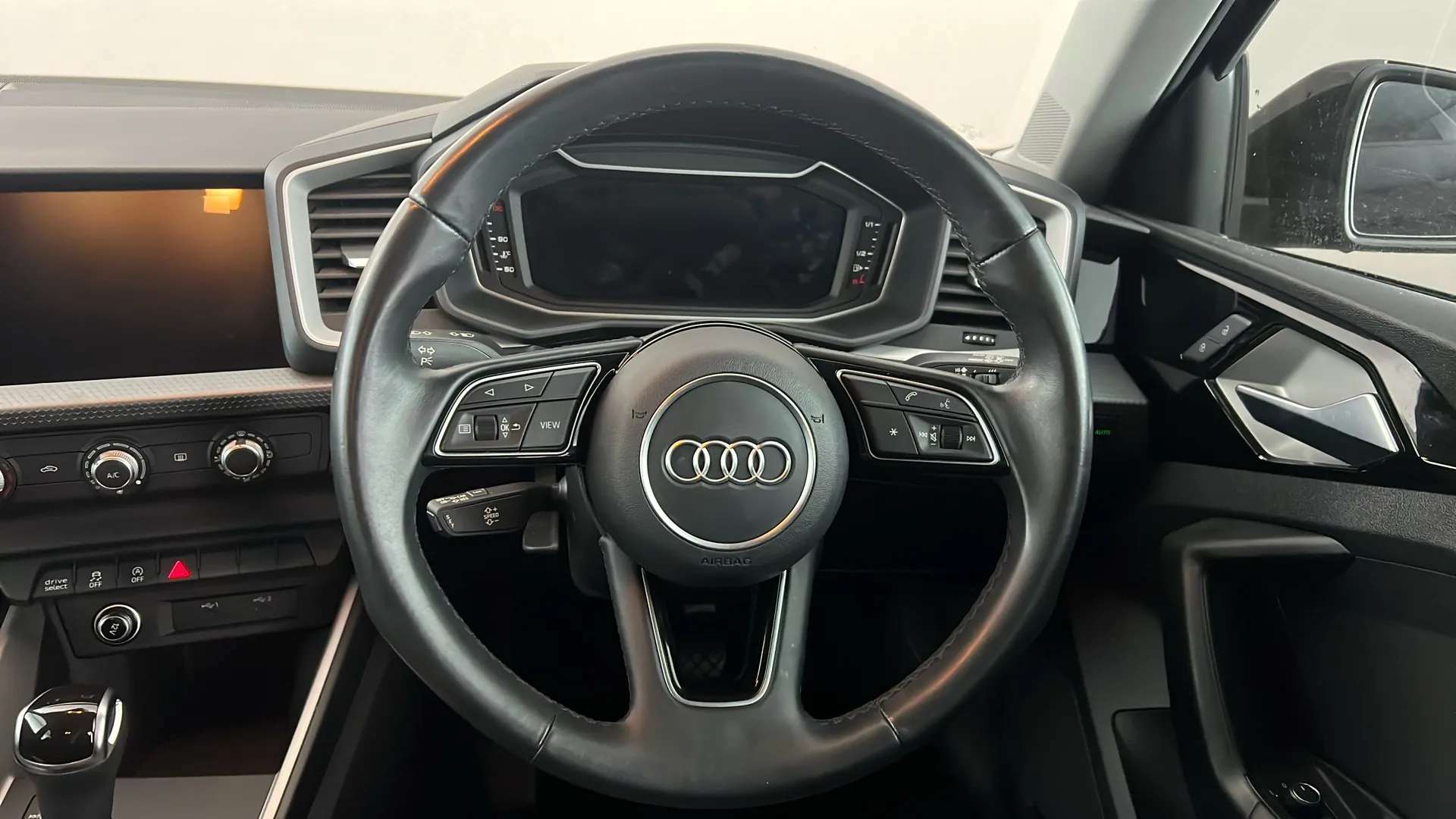 2021 AUDI A1 2021 AUDI A1