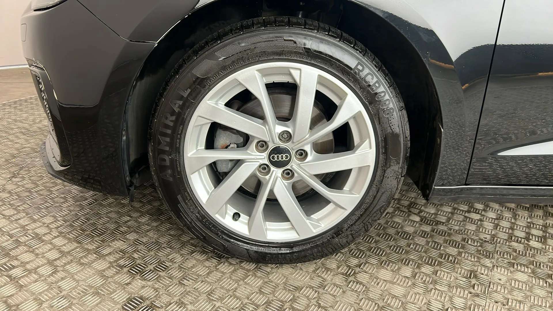 2021 AUDI A1 2021 AUDI A1
