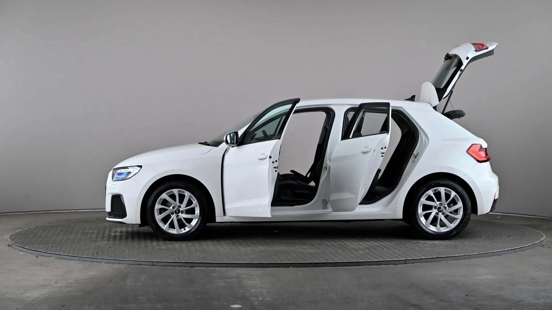 2022 AUDI A1 2022 AUDI A1
