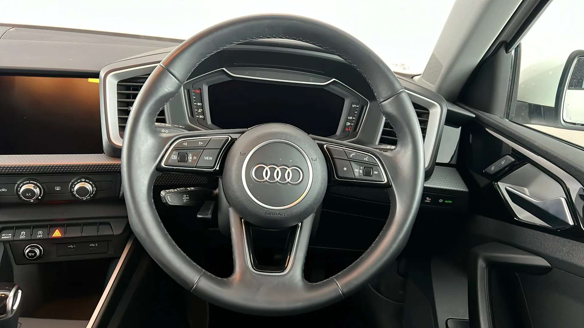 2022 AUDI A1 2022 AUDI A1