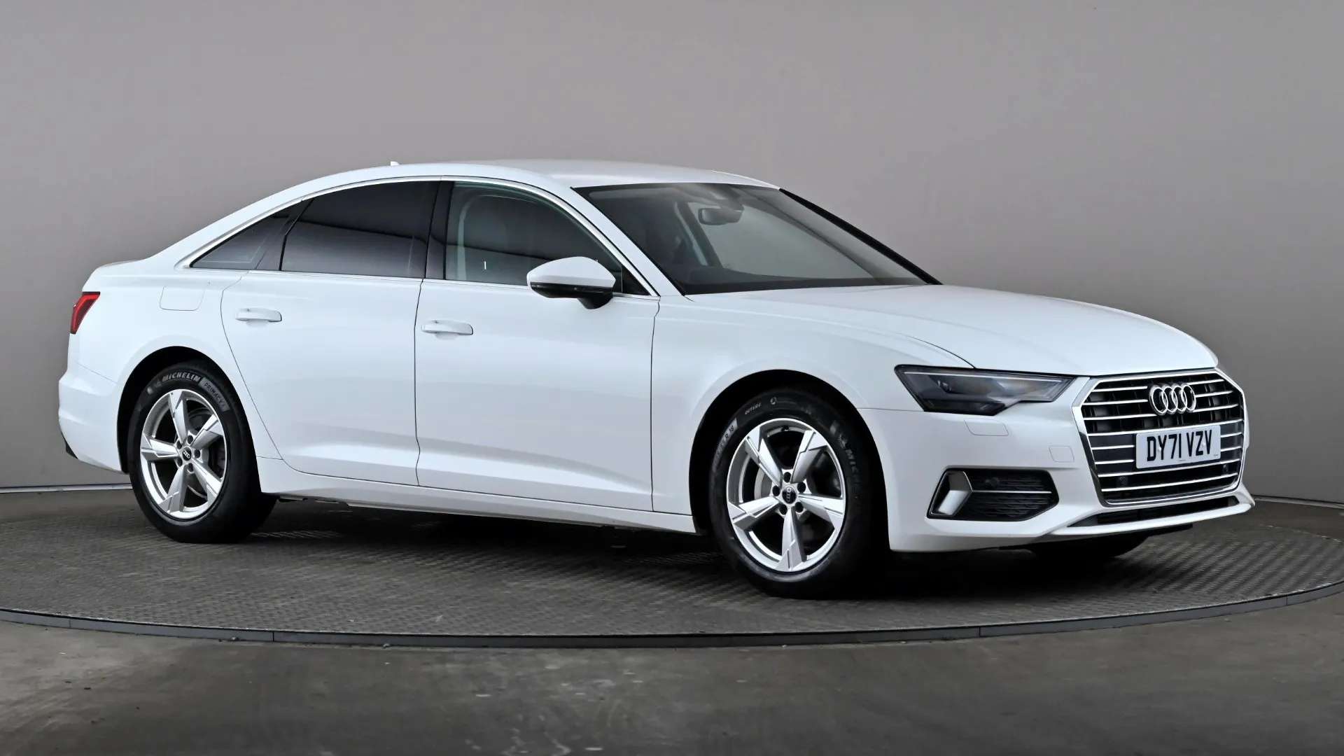 A 2021 AUDI A6 40 TFSI Sport S Tronic A 2021 AUDI A6 40 TFSI Sport S Tronic