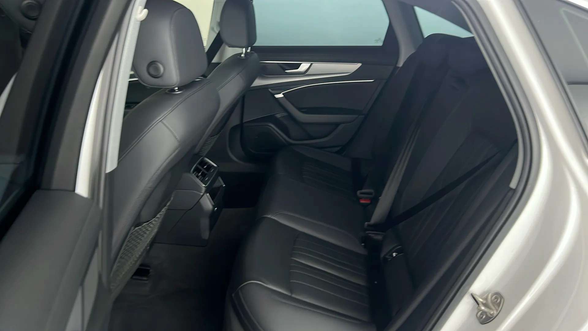 2021 AUDI A6 2021 AUDI A6