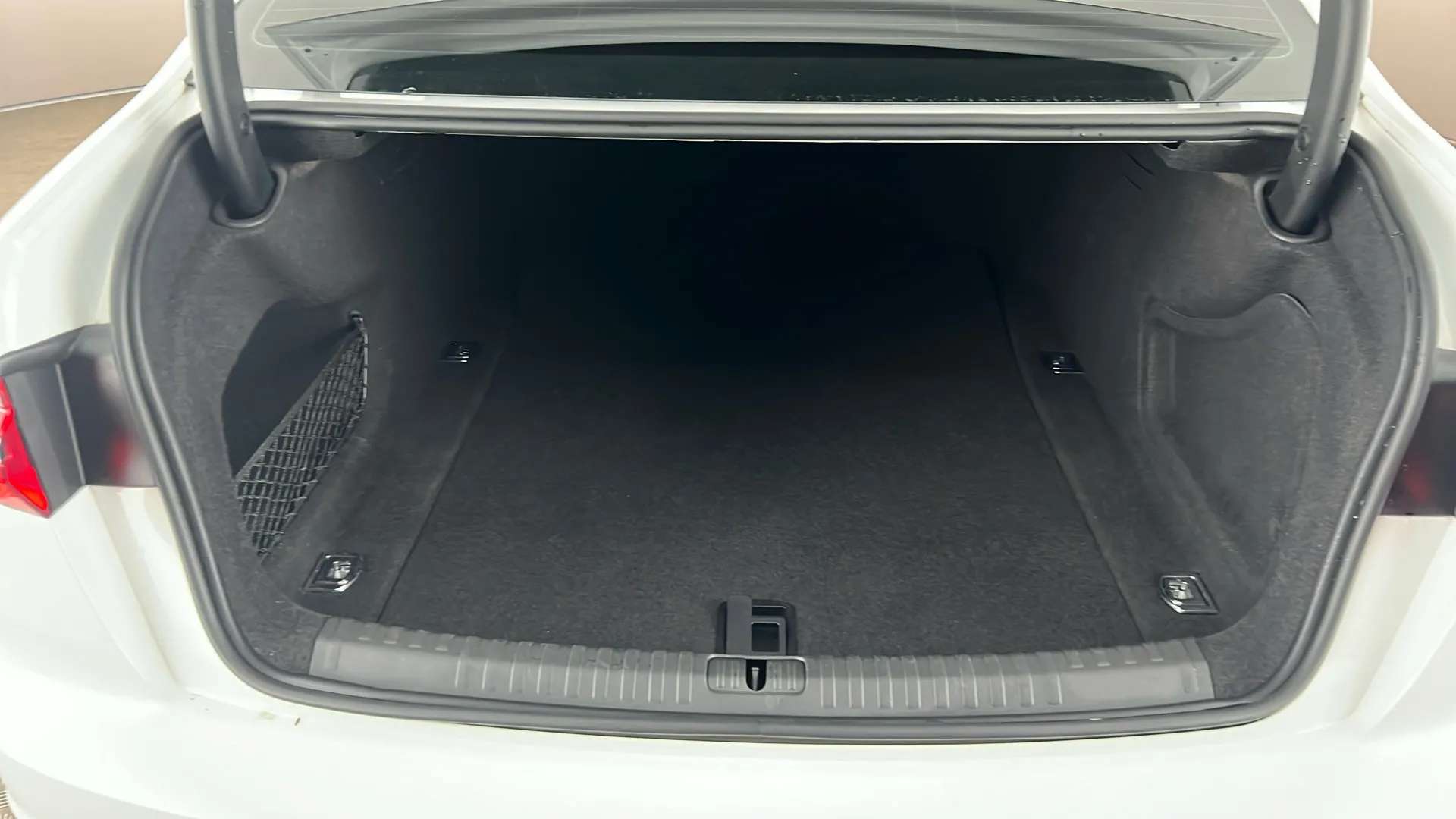 2021 AUDI A6 2021 AUDI A6